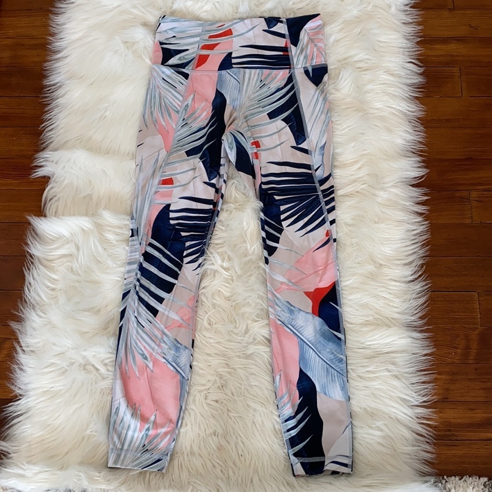 Athleta Tahitian Salutation Leaf Print Leggings - Picture 3 of 8